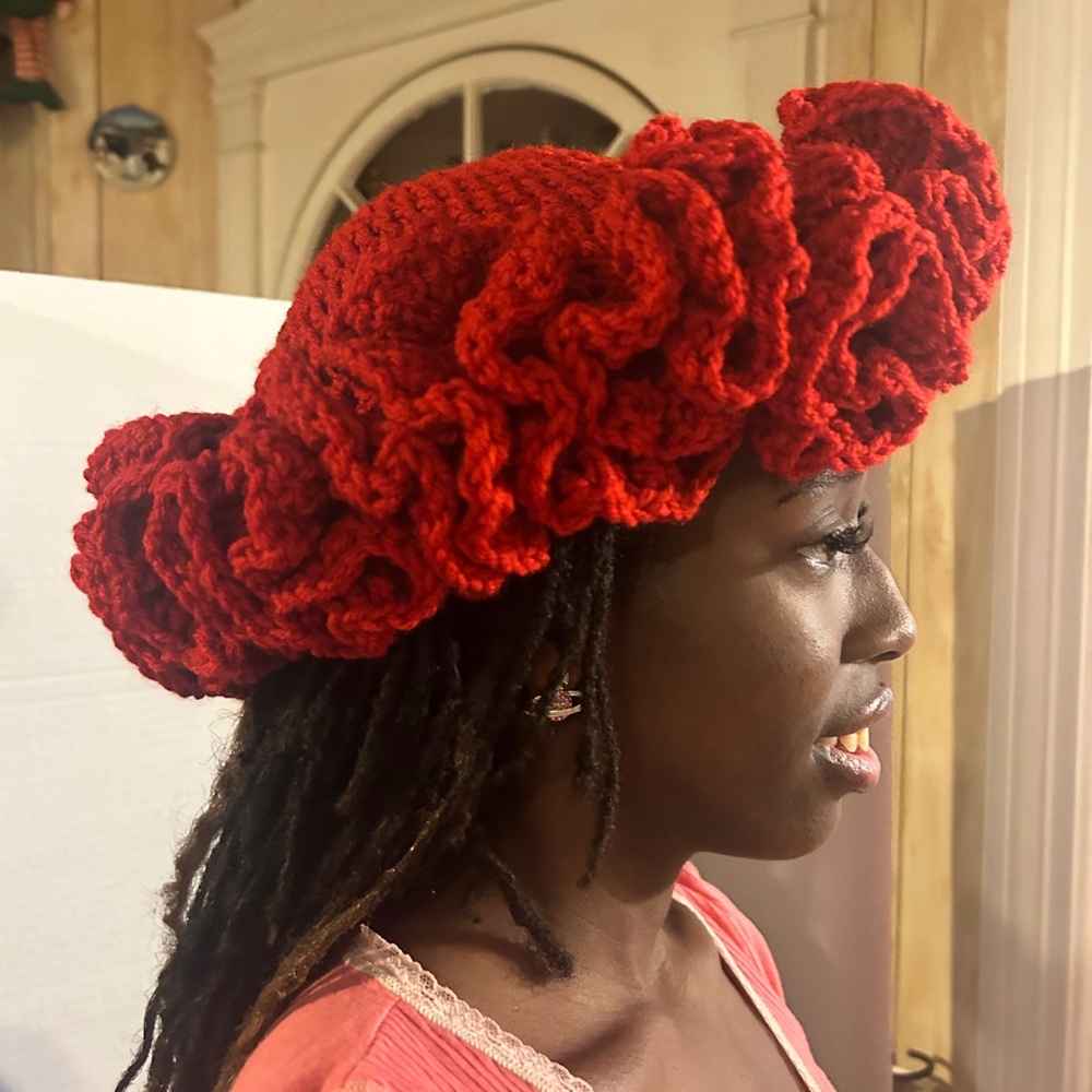 Crochet ruffle hat